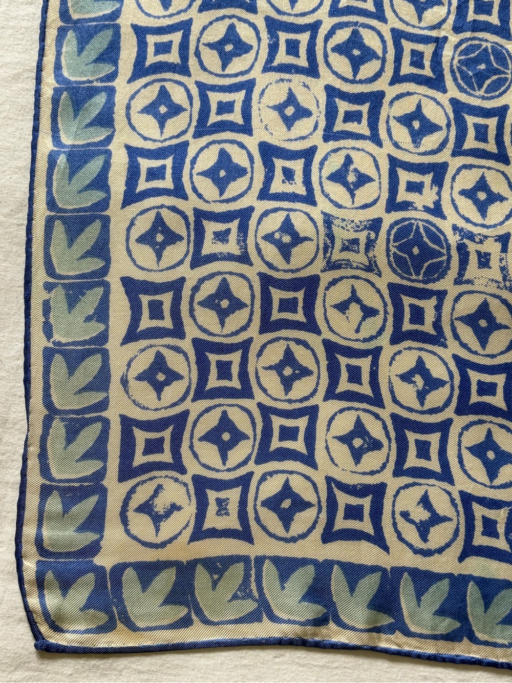 Vintage Block Printed Silk Scarf Blue and Cream Geometric Rolled Edges 22x22” - Picture 3 of 11